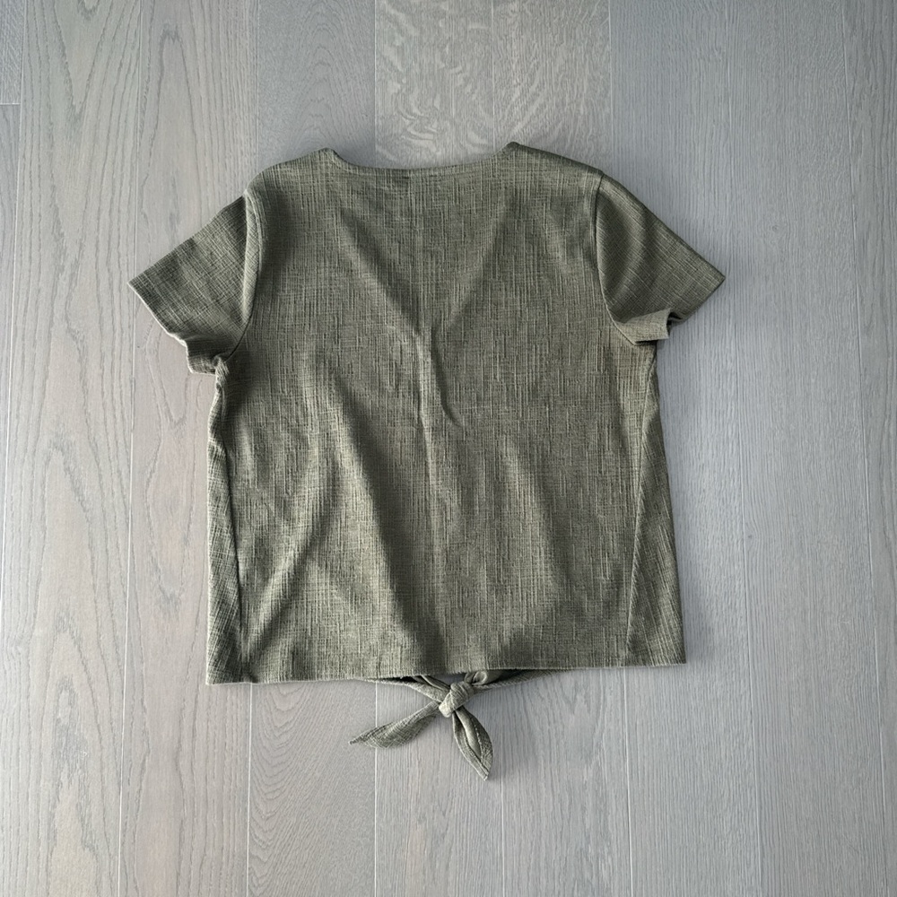 J. Crew Top - Picture 2 of 3